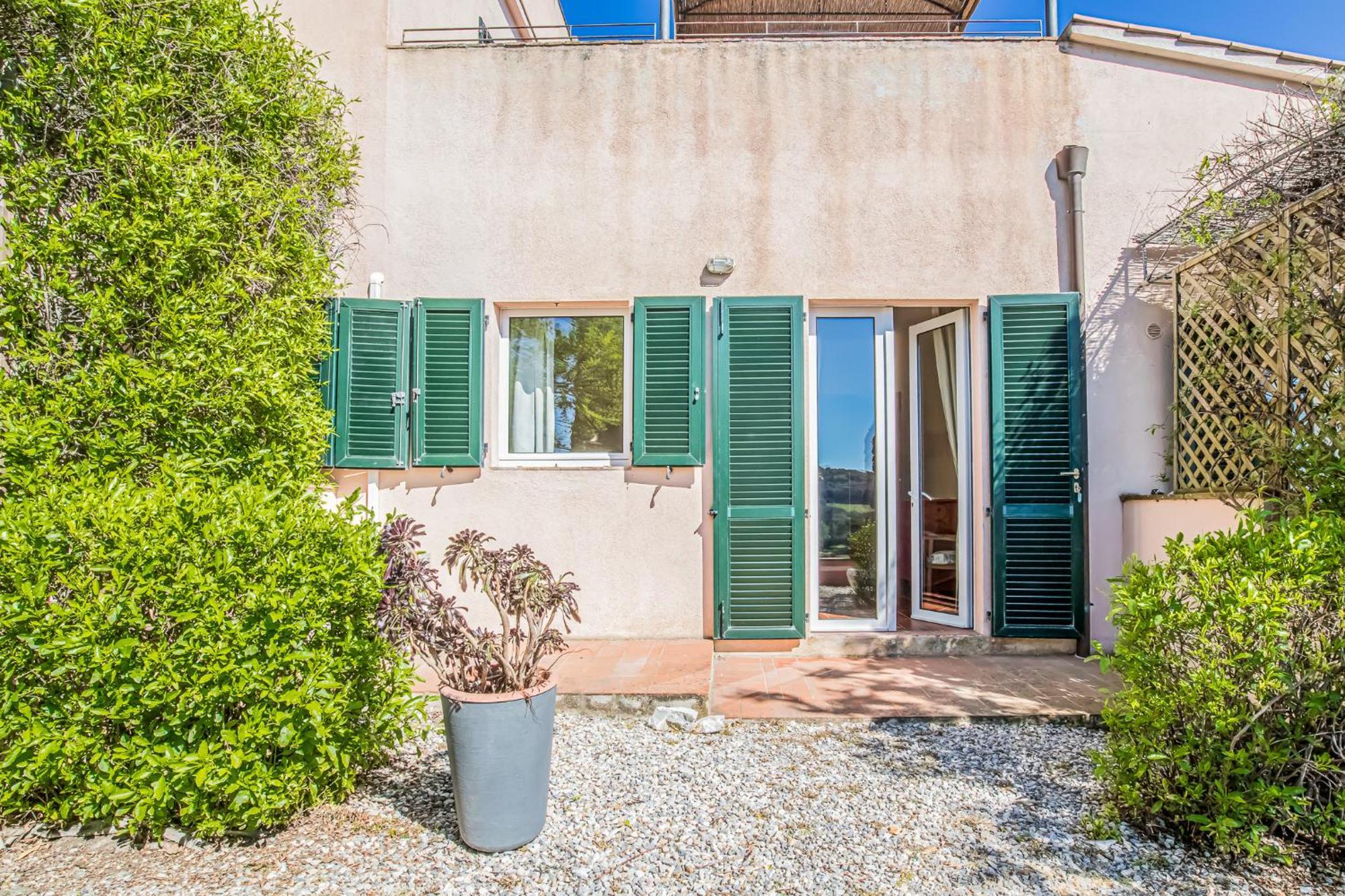 Villa Casale Le Pitte Porto Azzurro Exterior foto
